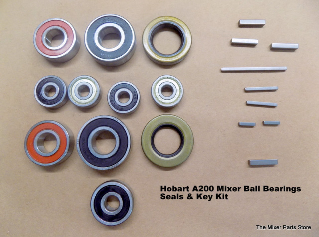 HOBART A-200 AGITATOR SHAFT 113936 And Ball Bearings Key Clip Oil Seal